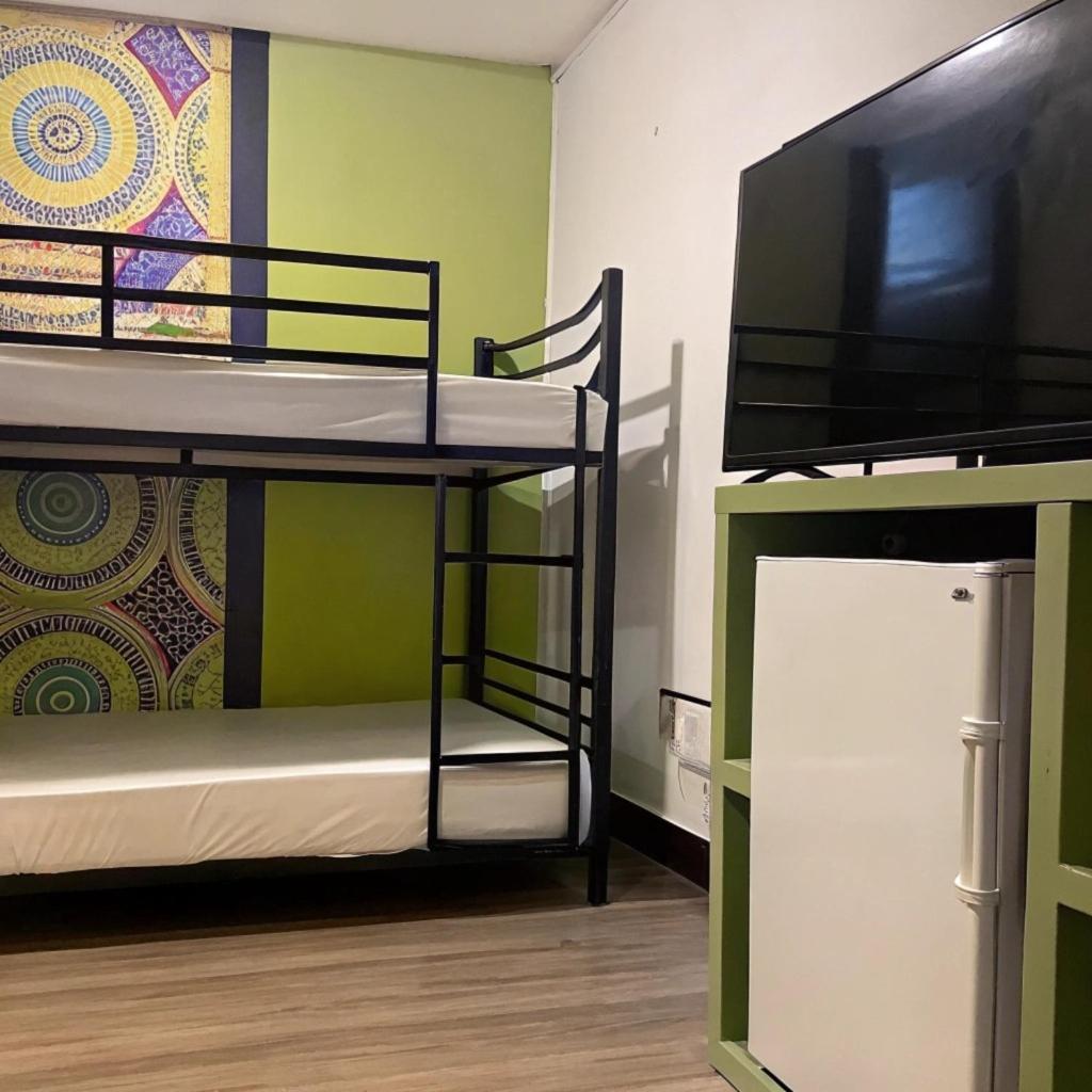 逢甲柏斯青年旅棧 Apartment ไถจง ภายนอก รูปภาพ