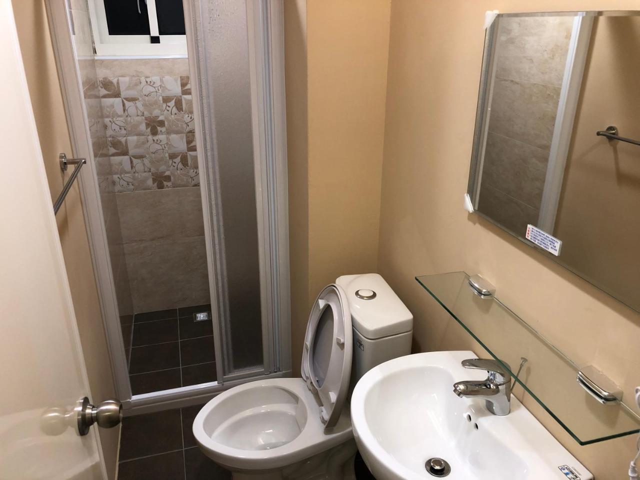 逢甲柏斯青年旅棧 Apartment ไถจง ภายนอก รูปภาพ